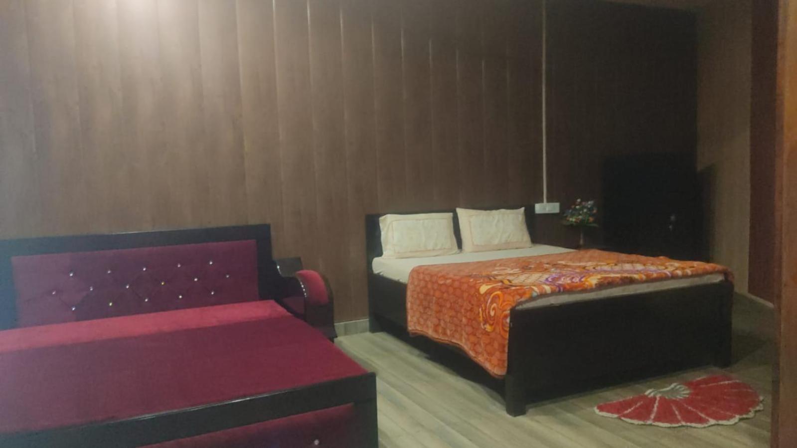 Mehra Cottage Almora Rum bild