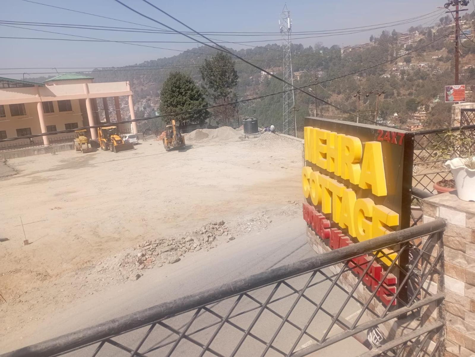 Mehra Cottage Almora Rum bild