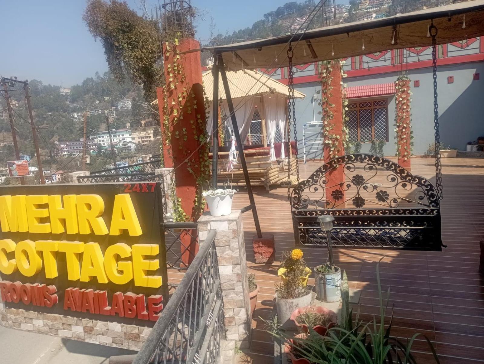 Mehra Cottage Almora Rum bild